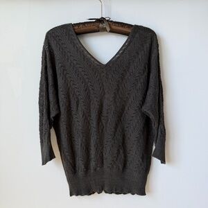 Vintage 90s Elegant V-Neck Green Metallic Boho Knit Sweater